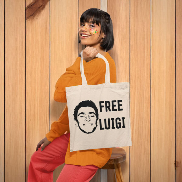 Free Luigi Mangione Tote