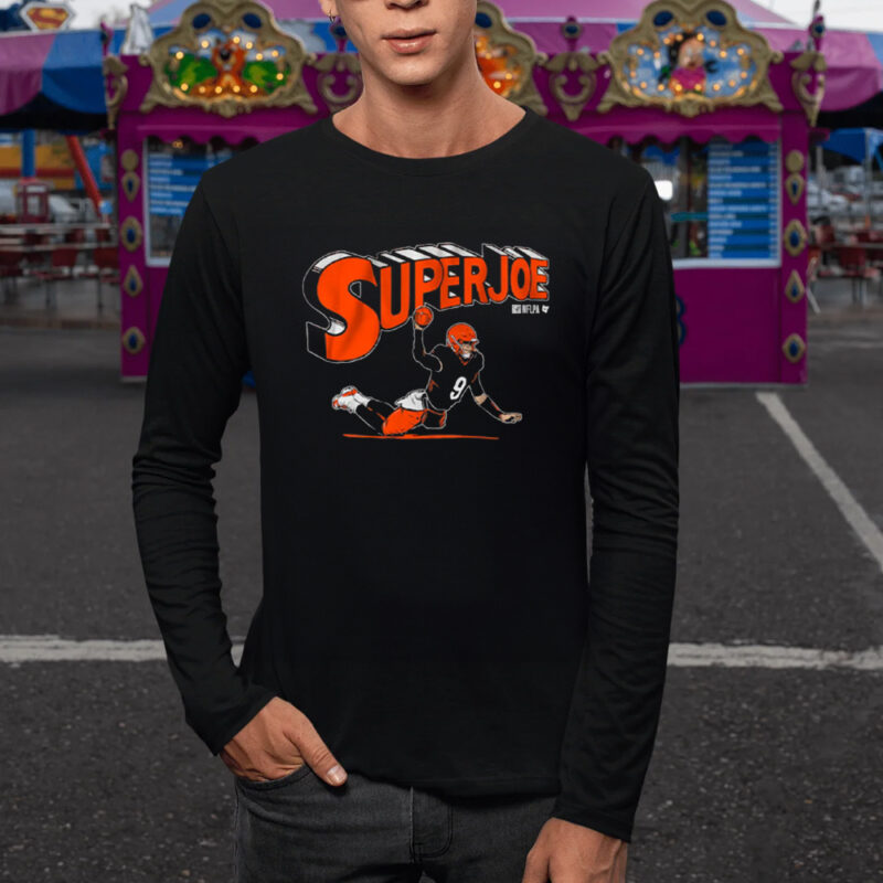 Joe Burrow, Superjoe Throw T-Shirt1