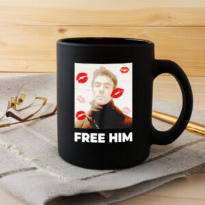 Luigi Mangione free him Mug3