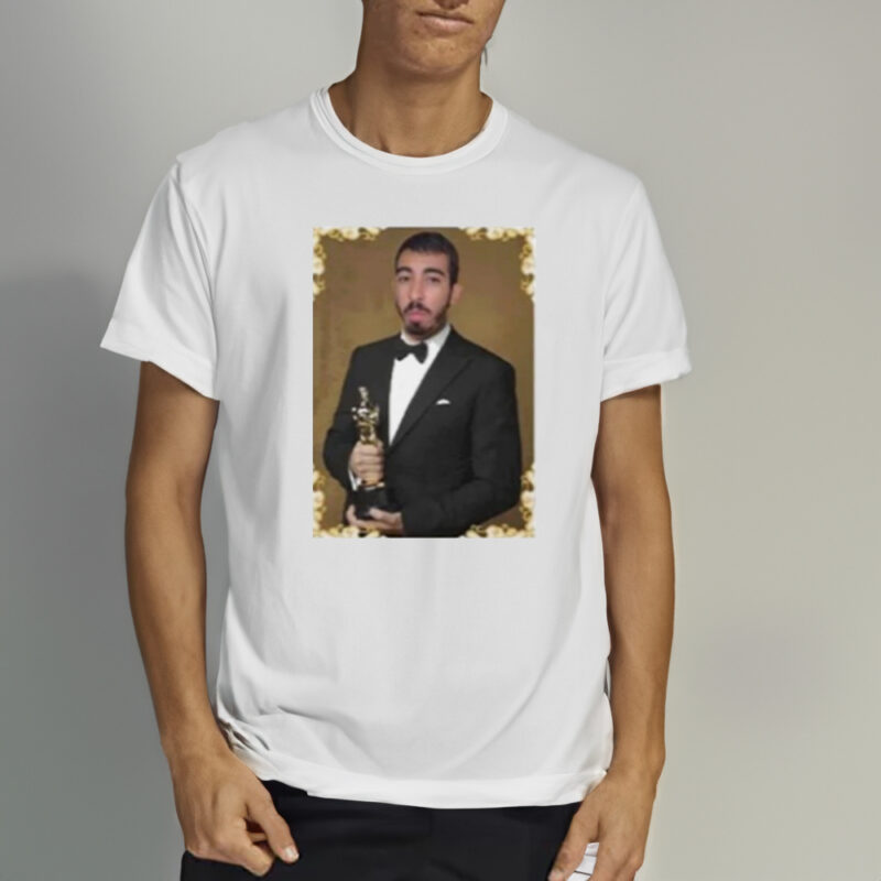 Premium Saleh Jafarawi Mr Fafo Oscar Statue T-Shirt1