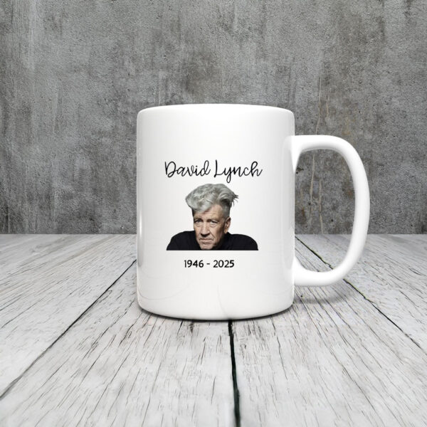 David Lynch - RIP David Lynch 1946-2025 Mug Coffee