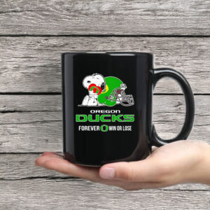 Snoopy hug Oregon Ducks forever win or lose Mug Coffee