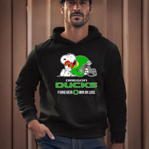 Snoopy hug Oregon Ducks forever win or lose T-shirts