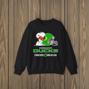 Snoopy hug Oregon Ducks forever win or lose T-shirts